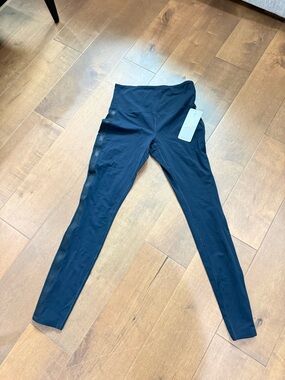 RHONE Alpine Leggings Size medium
